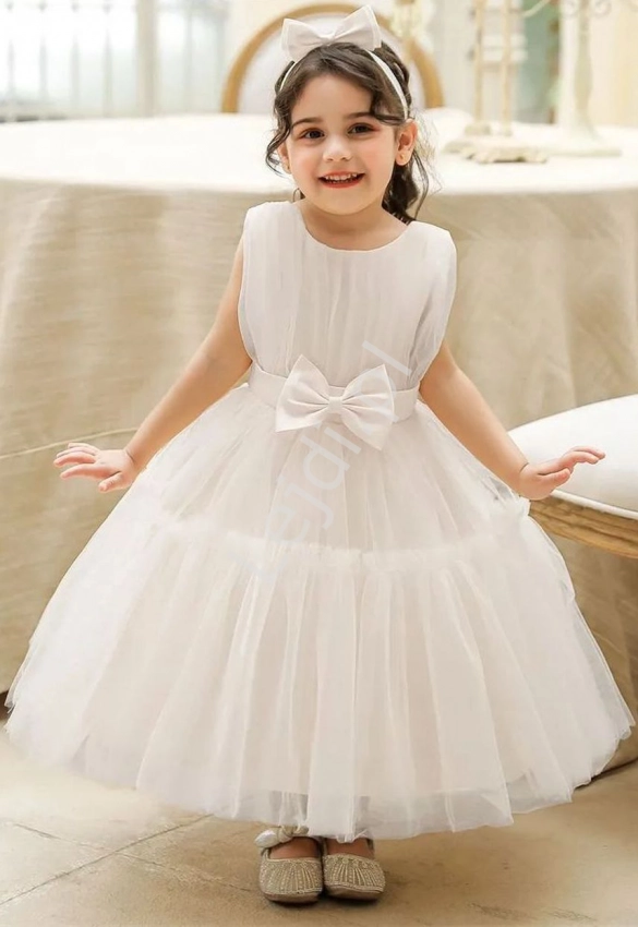 Biała sukienka dla dziewczynki na roczek, na chrzciny, dla małej druhenki 2066